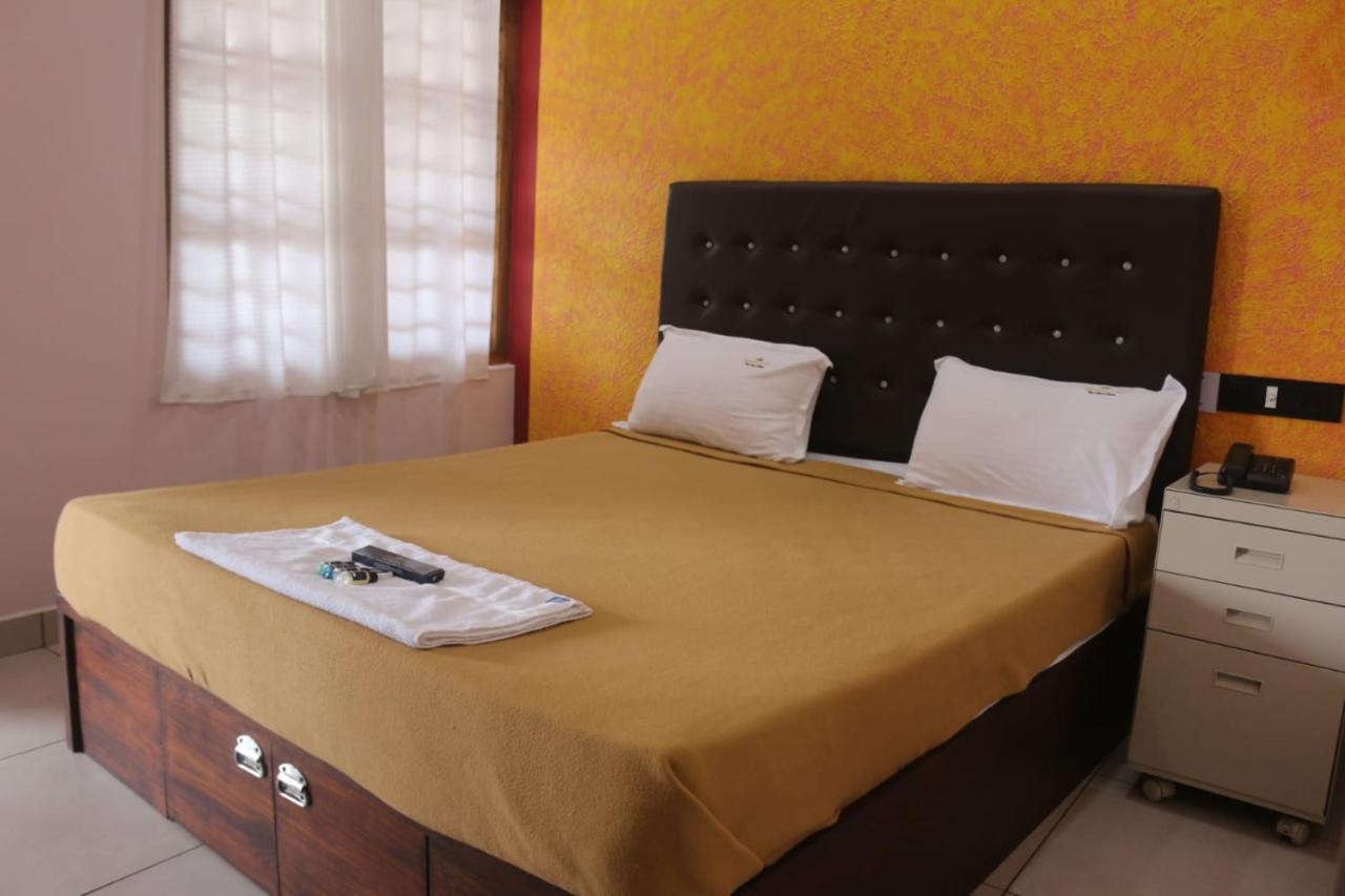 Hotel Wayanad Stay Kalpetta Bagian luar foto